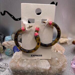 3.8.26-13 Express Tortoise Shell Hoops with Pink Highlights